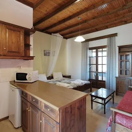 Nikos Pool - Upper Floor
