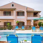 Nikos - Dimitris Pool Апарт-отель